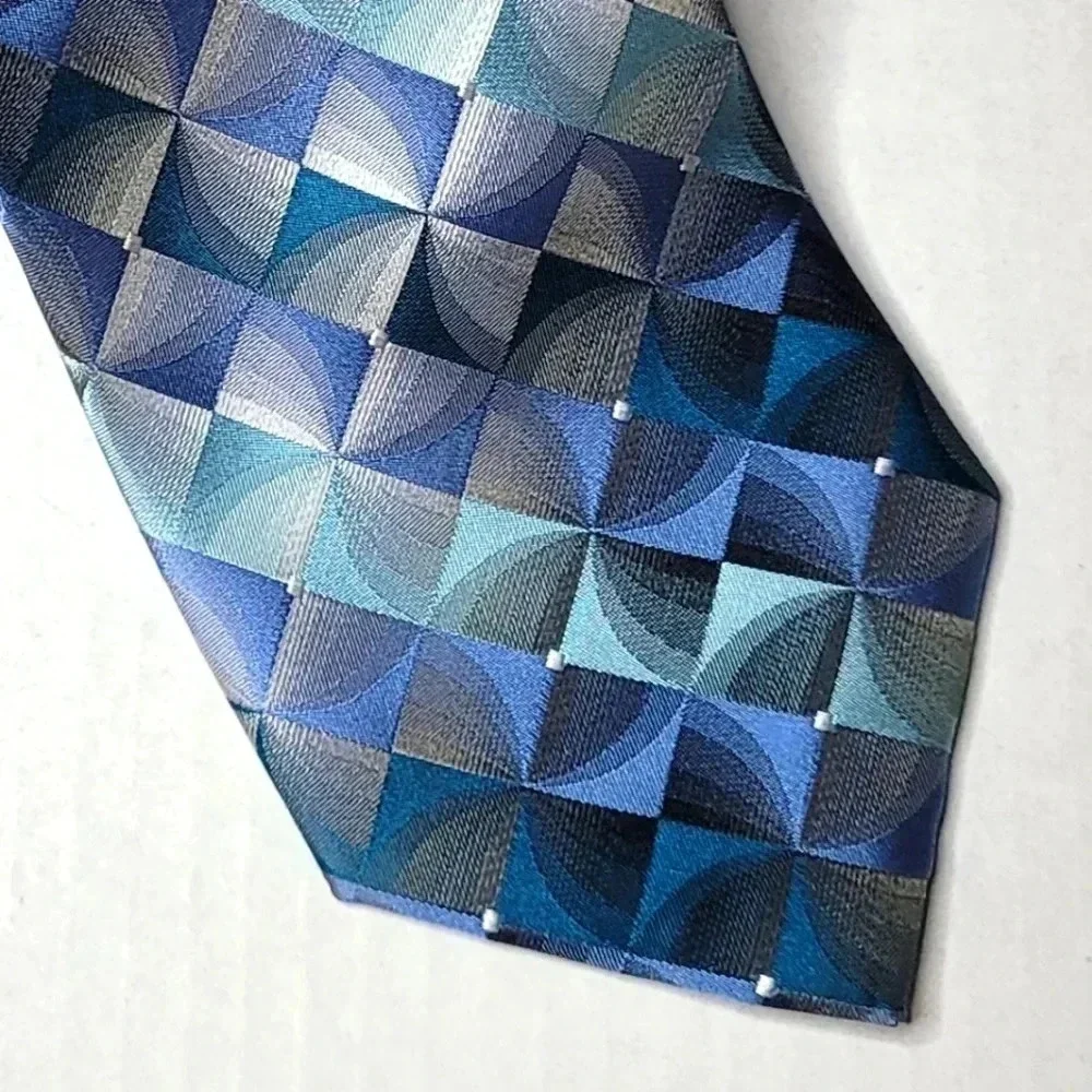 Van Heusen Men's Geometric Pattern Necktie *